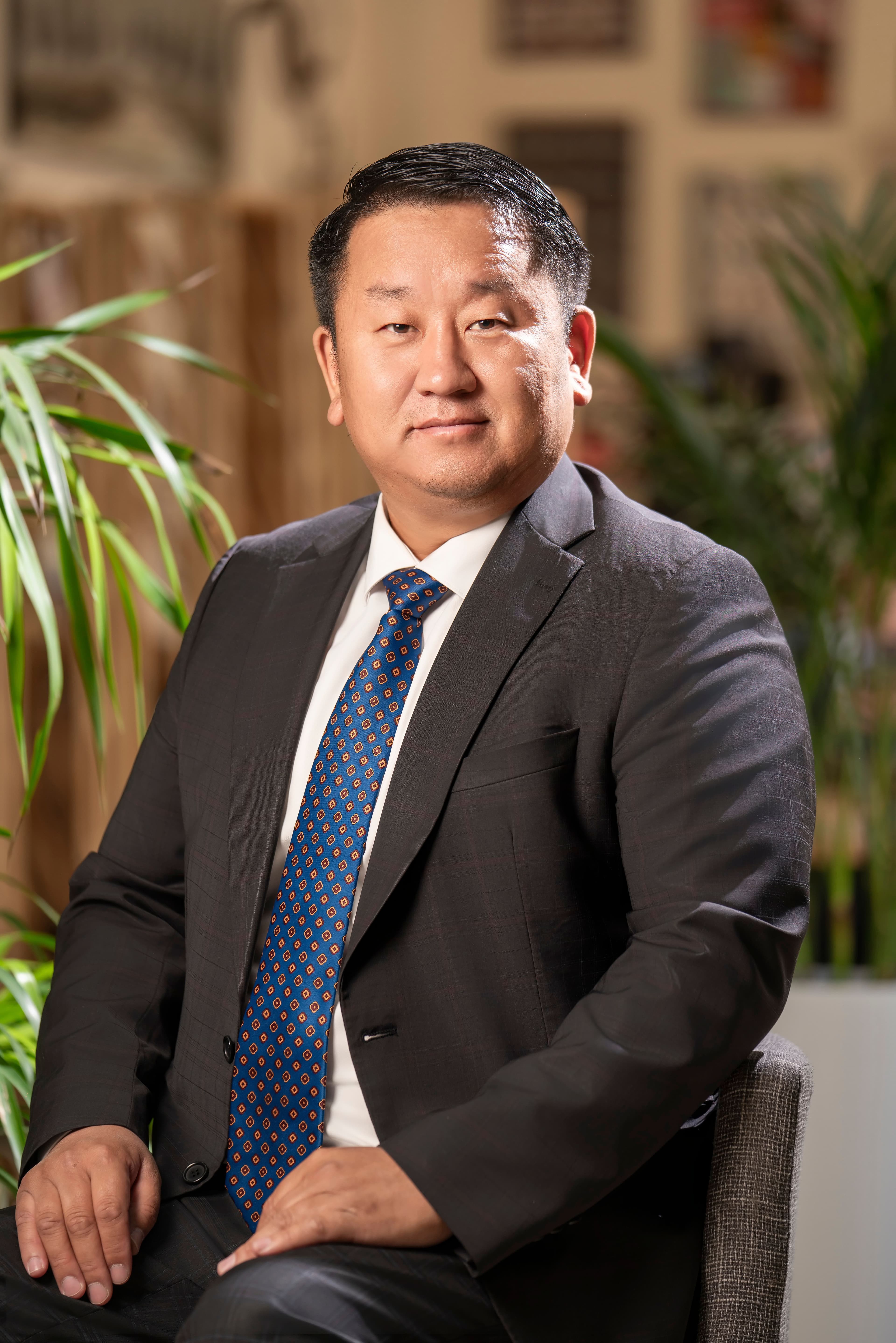 ХУУЛЬ ЗҮЙН СУРГУУЛЬ